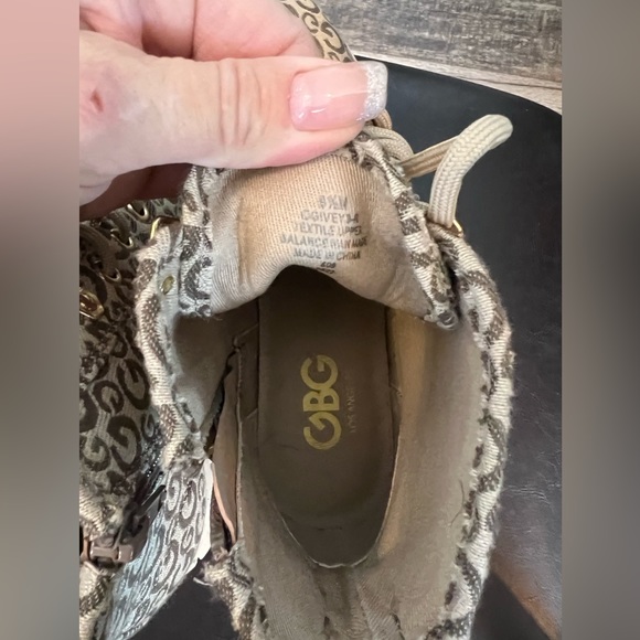 GBG Women’s Combat Boots - Picture 2 of 6